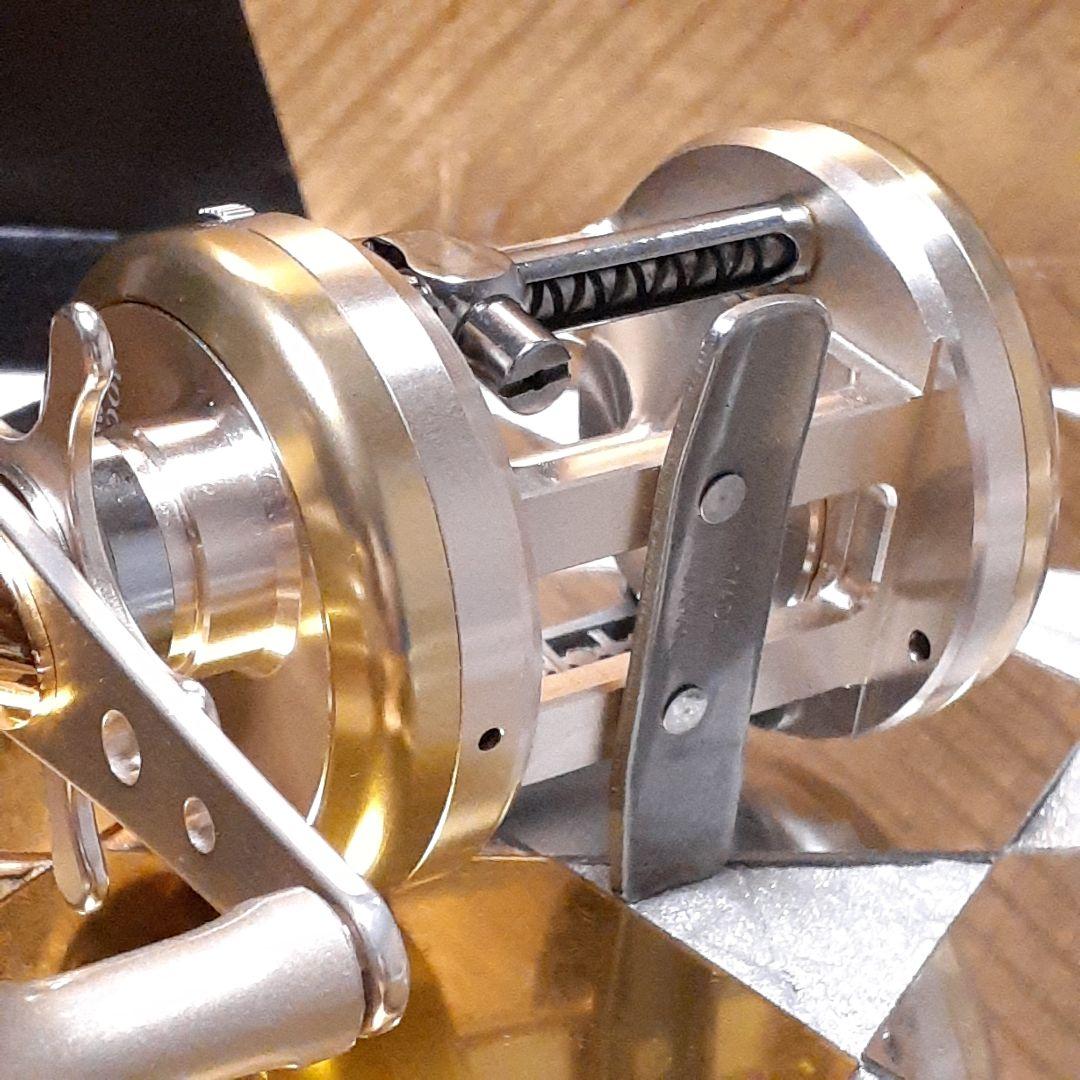 ダイワミリオネア CV-Z 300F ベイトリール タイラバ 船用 極美品