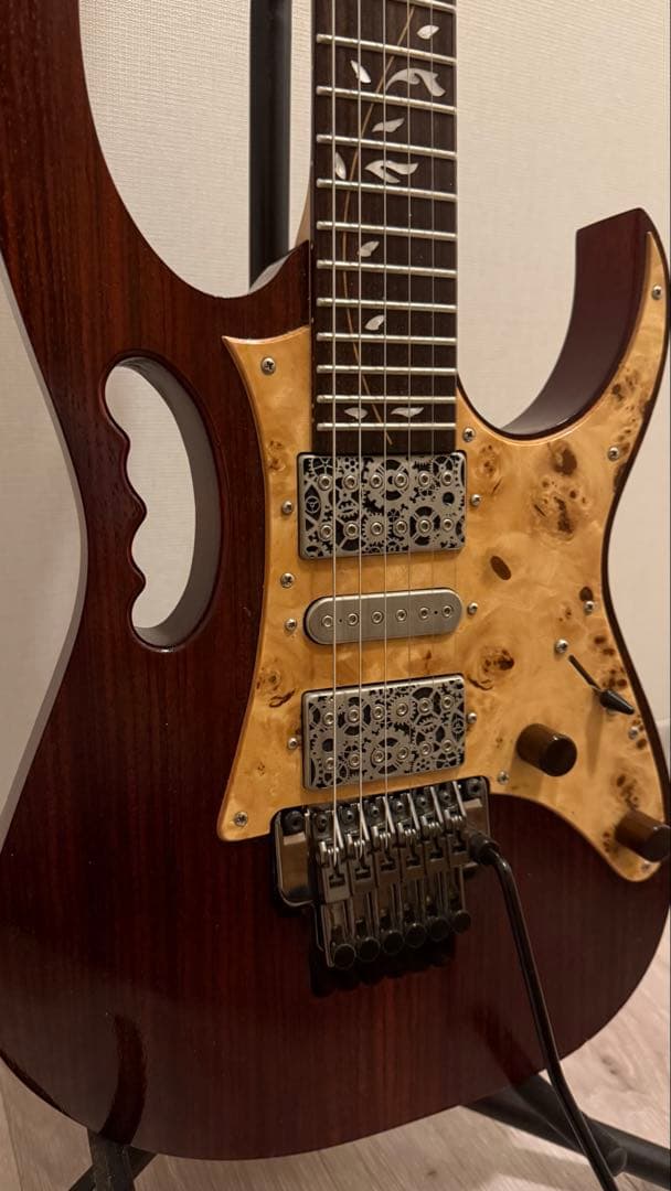 Ibanez／JEM77WDP-CNL　Steve Vaiシグネチャーモデル