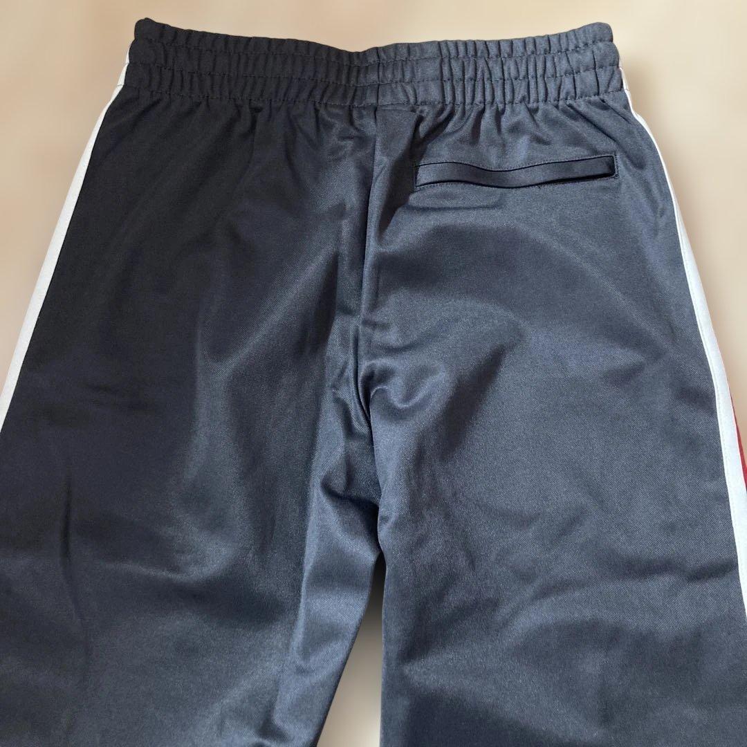 新品未使用タグ付き‼︎マンチェスター×adidasトラックパンツ　ジャージLサイズ