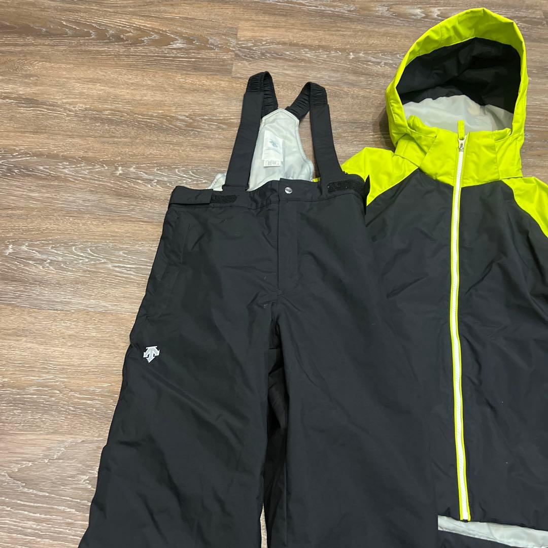 デサント　美品　　セットアップ　上下　スキーウェア　160 男の子　女の子