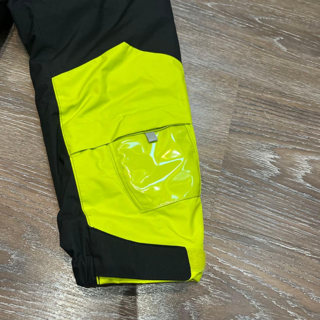 デサント　美品　　セットアップ　上下　スキーウェア　160 男の子　女の子