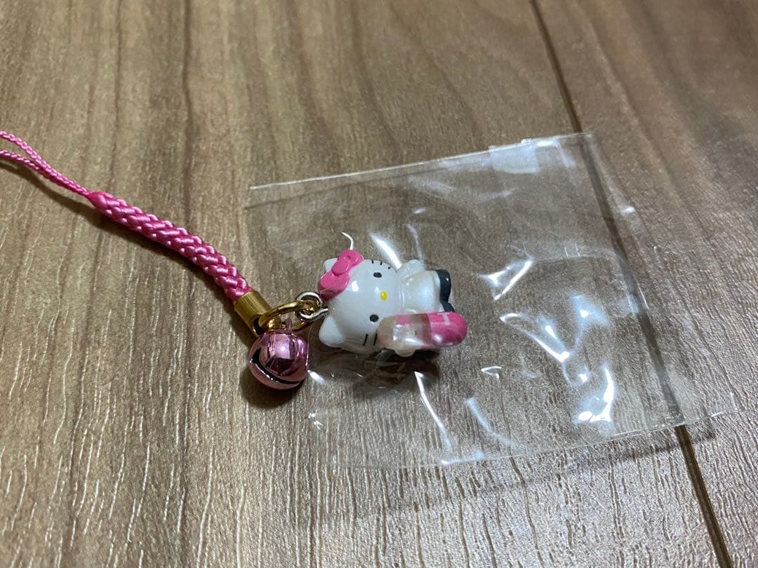 ハローキティ ストラップ 根付 ねつけ メディカルバージョン