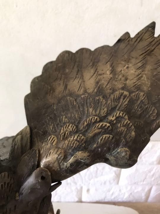 古銅製，岩上に鷹置物，古美術品，高50cm，重4400克