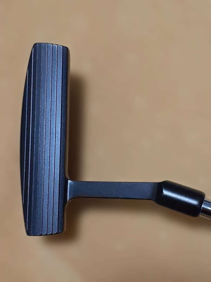 ザ・ルーツ カーブフェース パター　スチールシャフト カバー付［33.5インチ］