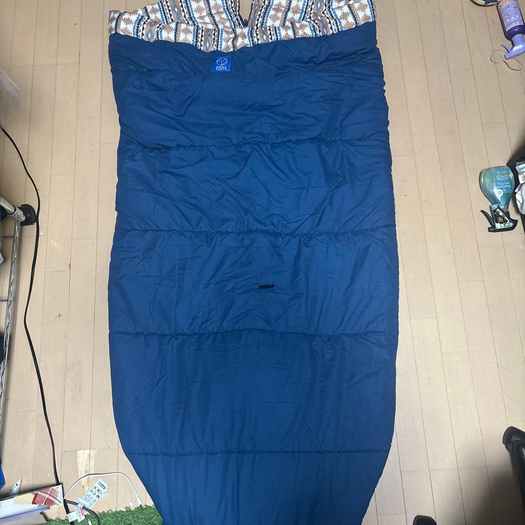 WHOLE EARTH 寝袋 ネイビー 幾何学模様