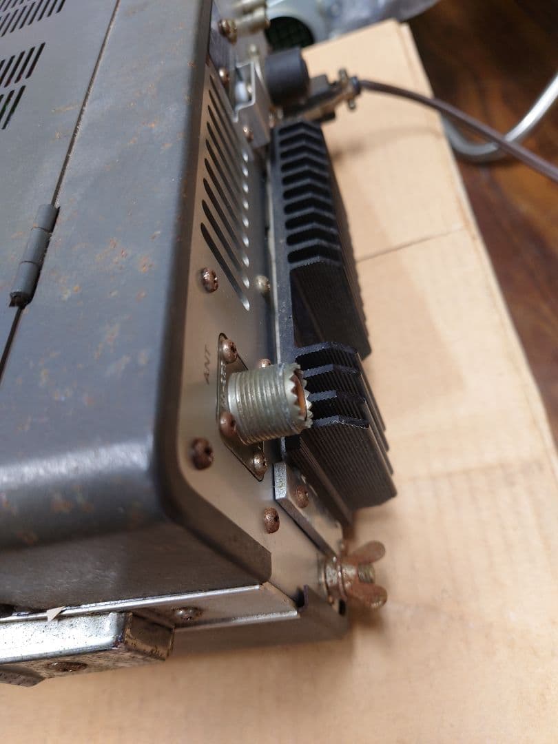 TRIO TS-700 2m ALLMODE TRANSCEIVER 無線機