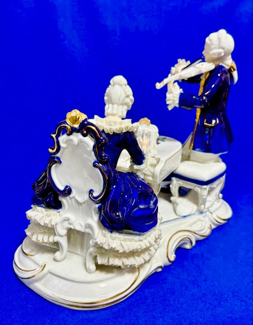 加藤工芸　レースドール　置物　人形　貴族　ピアノ&バイオリン