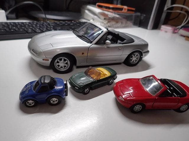 GATE 1/18 マツダ ユーノス ロードスター シルバー外3点セット