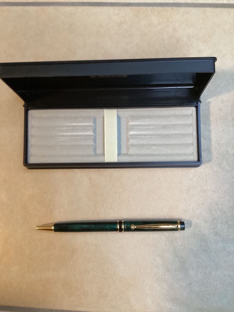 新品未使用　パイロットボールペン　ZーCRーH