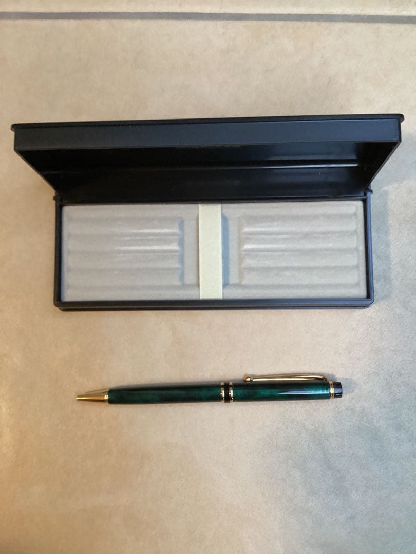 新品未使用　パイロットボールペン　ZーCRーH