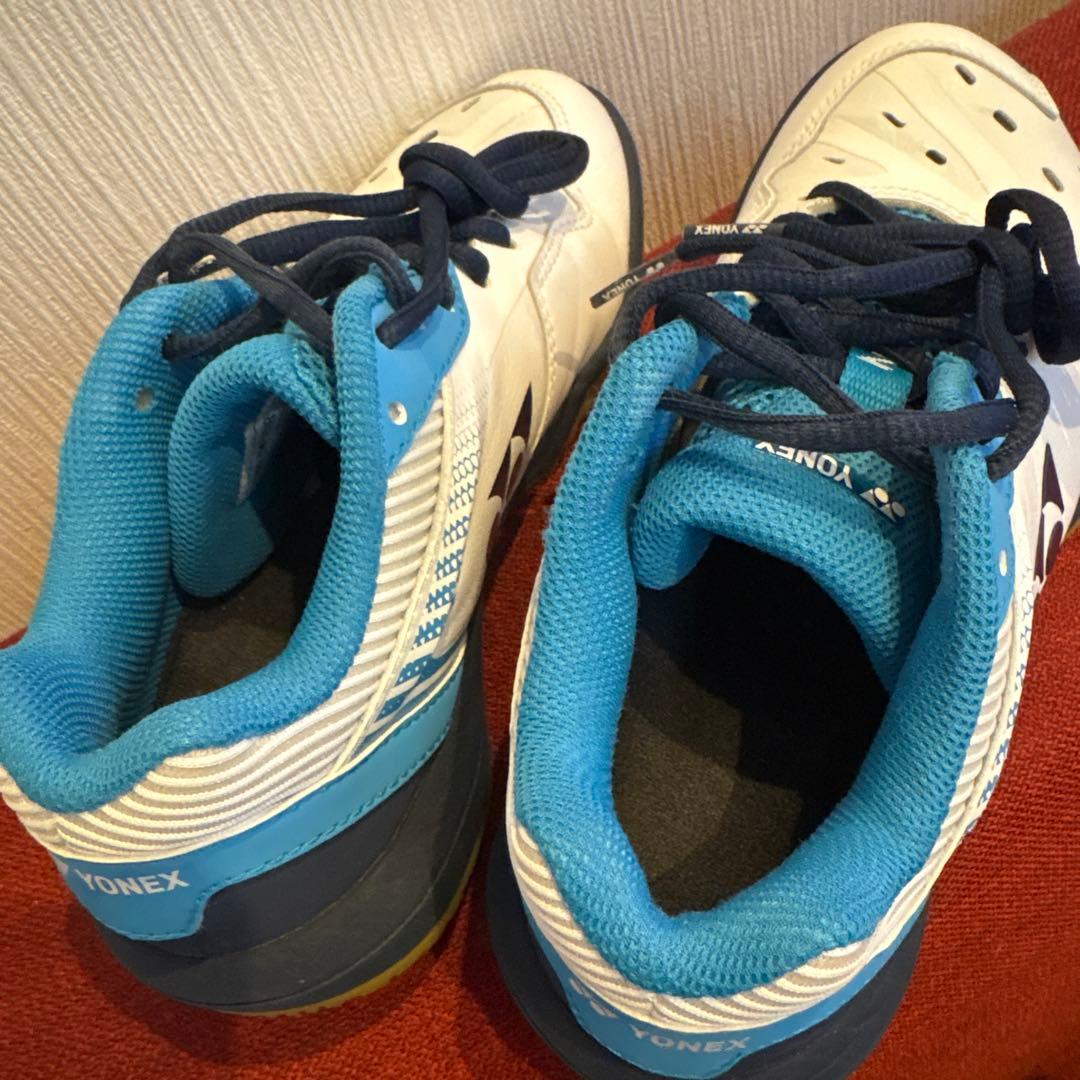 バドミントンシューズ YONEX パワークッション 23cm