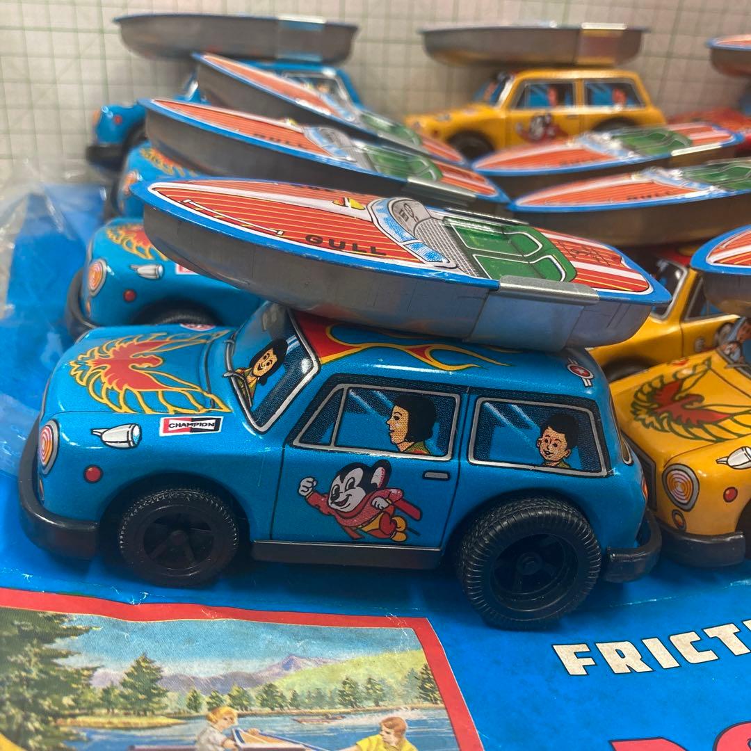 1970〜71年にミニクーパーのマイティマウスプリントのバケーションボートセット