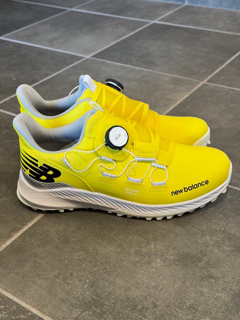 New Balance FuelCell ゴルフシューズ