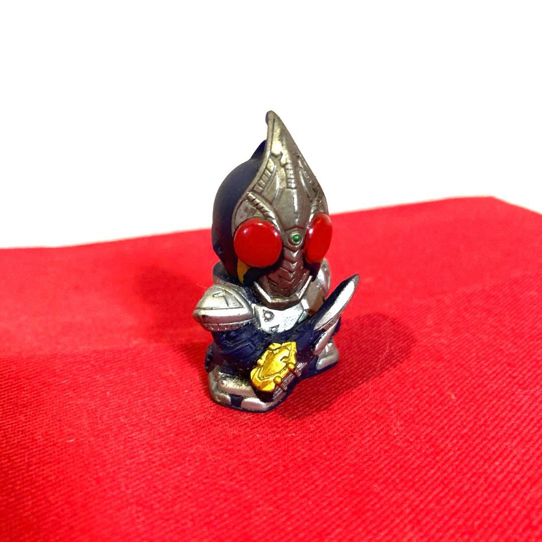 仮面ライダー剣 剣崎一真 フィギュア 当時物 SHF 真骨彫 希少 ラウズ 青金