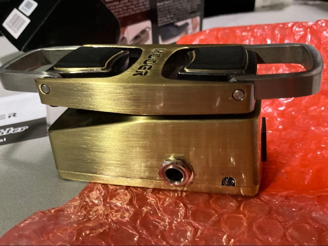 【試奏のみほぼ新品】MOOER The Walker Wah Pedal