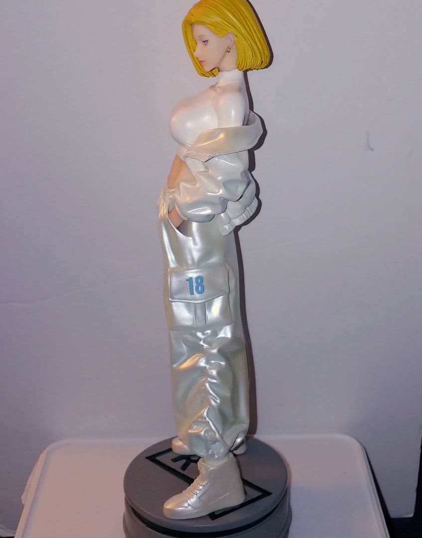 ドラゴンボール 人造人間 18号 ガレージキット フィギュア 美少女 海外製