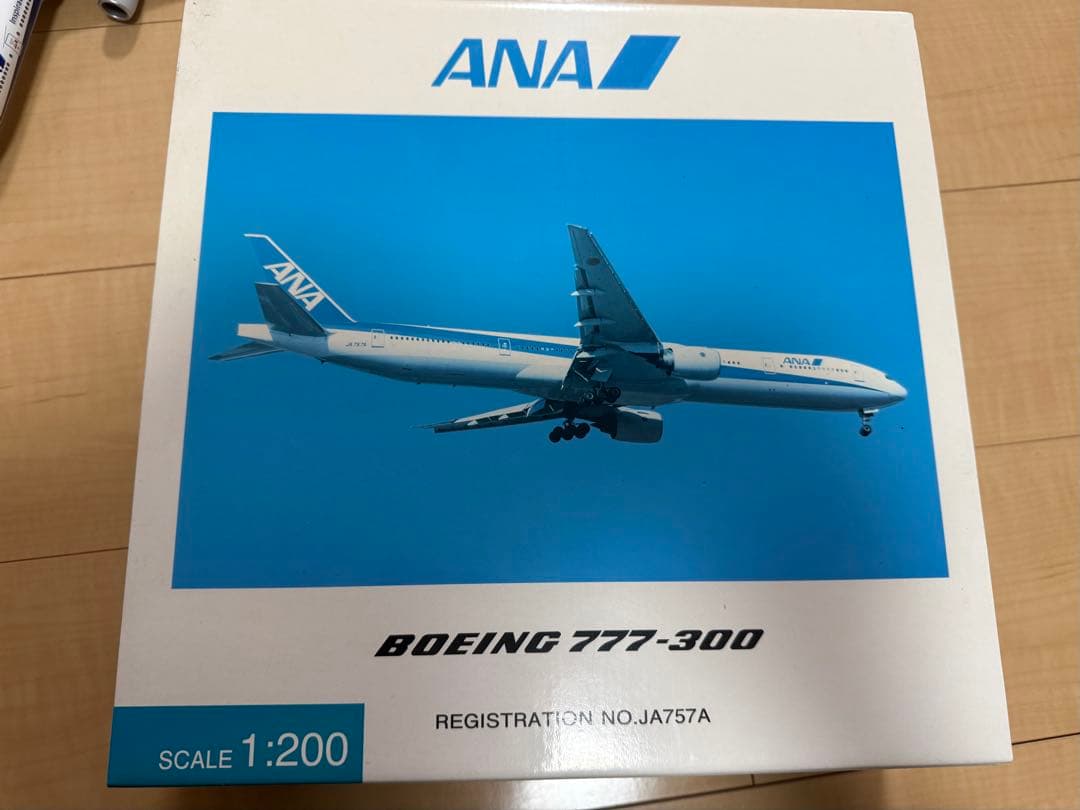 全日空商事B777-300 JA757A1:200