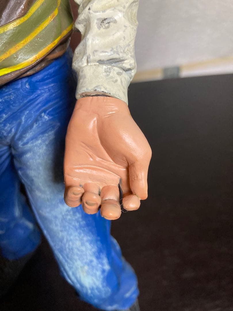 ネカ　Neca カートコバーン　 Cobain 18センチ