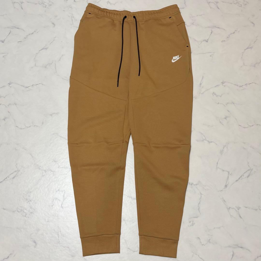 新品 Nike Tech Fleece Gold/Sail XL セットアップ