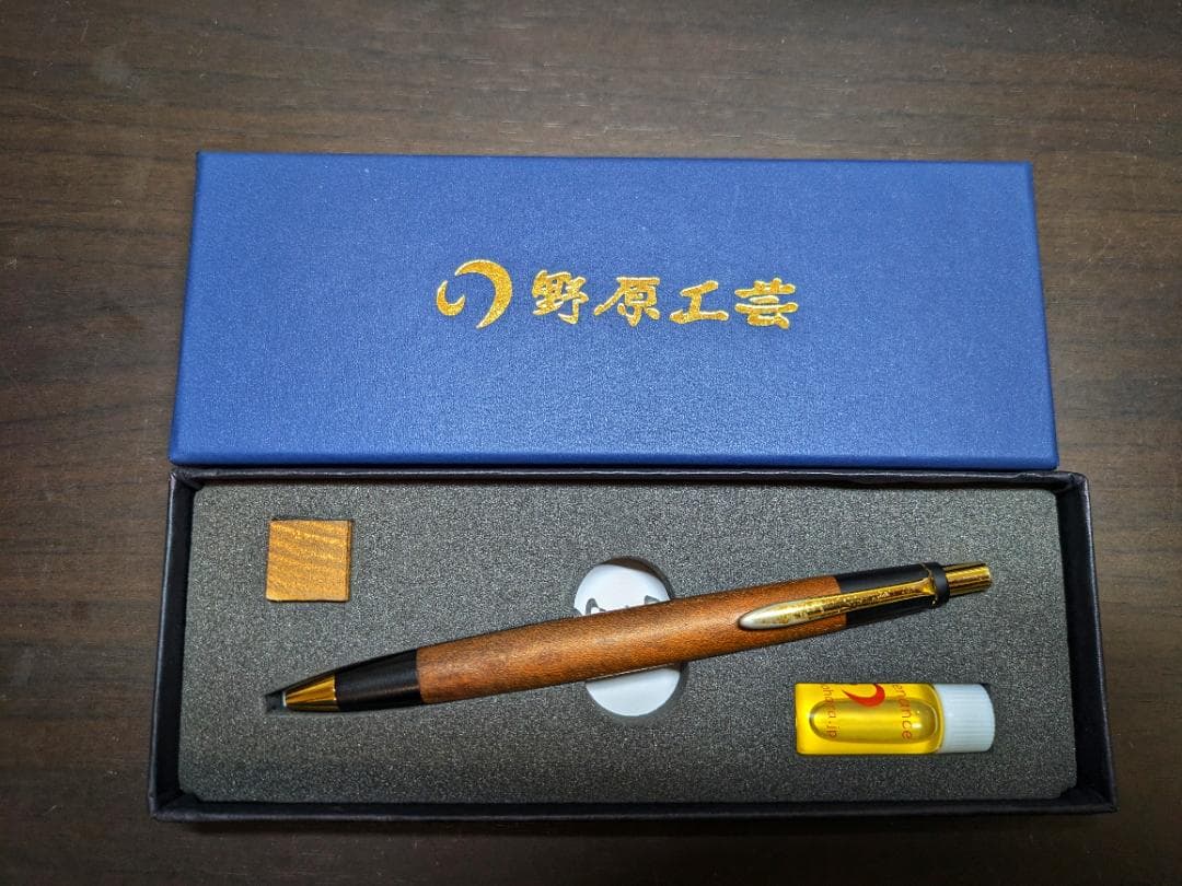 8月31日までの破格お値段　野原工芸　桑　旧型　シャープペンシル　ゴールド金具