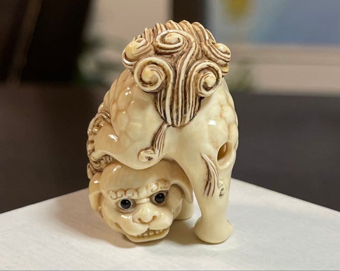 『獅子』 根付 　　（提げ物 /緒締め /帯留め /Netsuke）