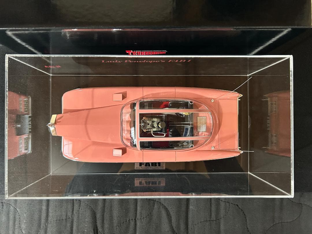 AMIE 1/18 Lady Penelope's FAB1 ケース付き