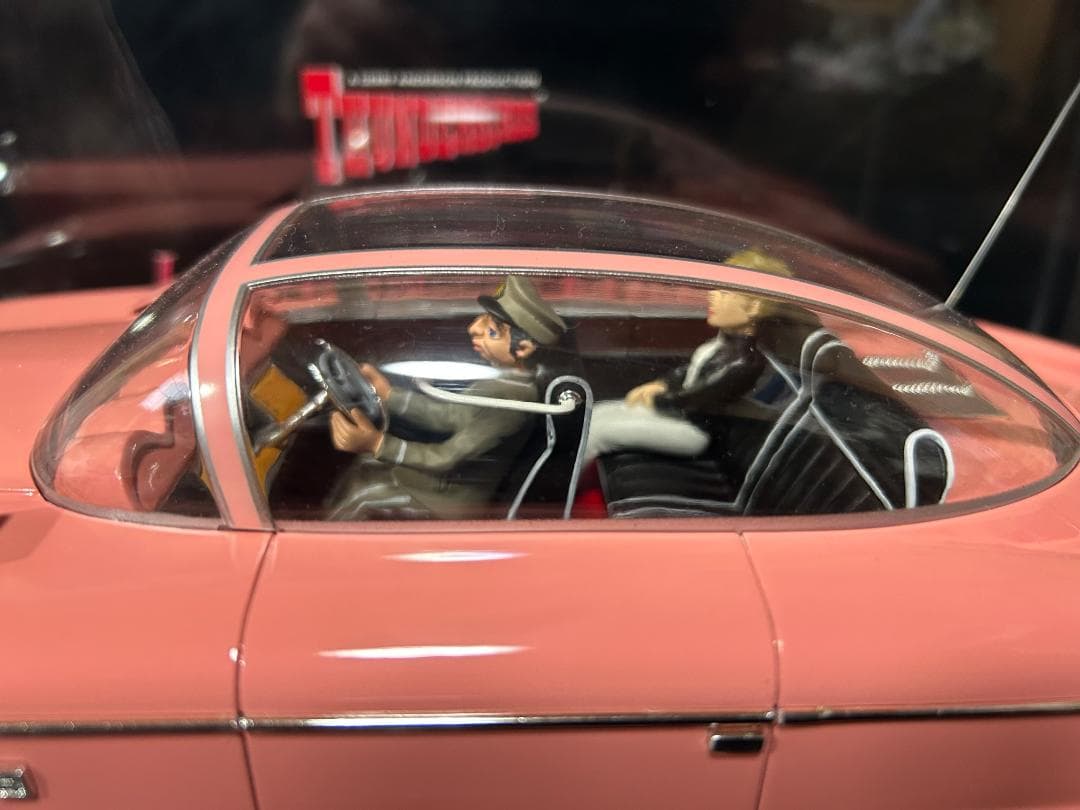 AMIE 1/18 Lady Penelope's FAB1 ケース付き