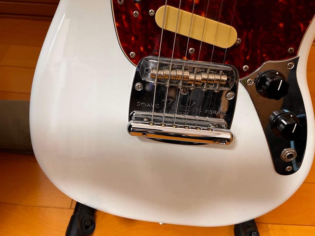 ギター fender japan traditional60s mustang