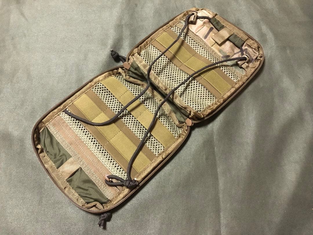 【実物】【絶版品】 アドミンポーチ　マルチカム