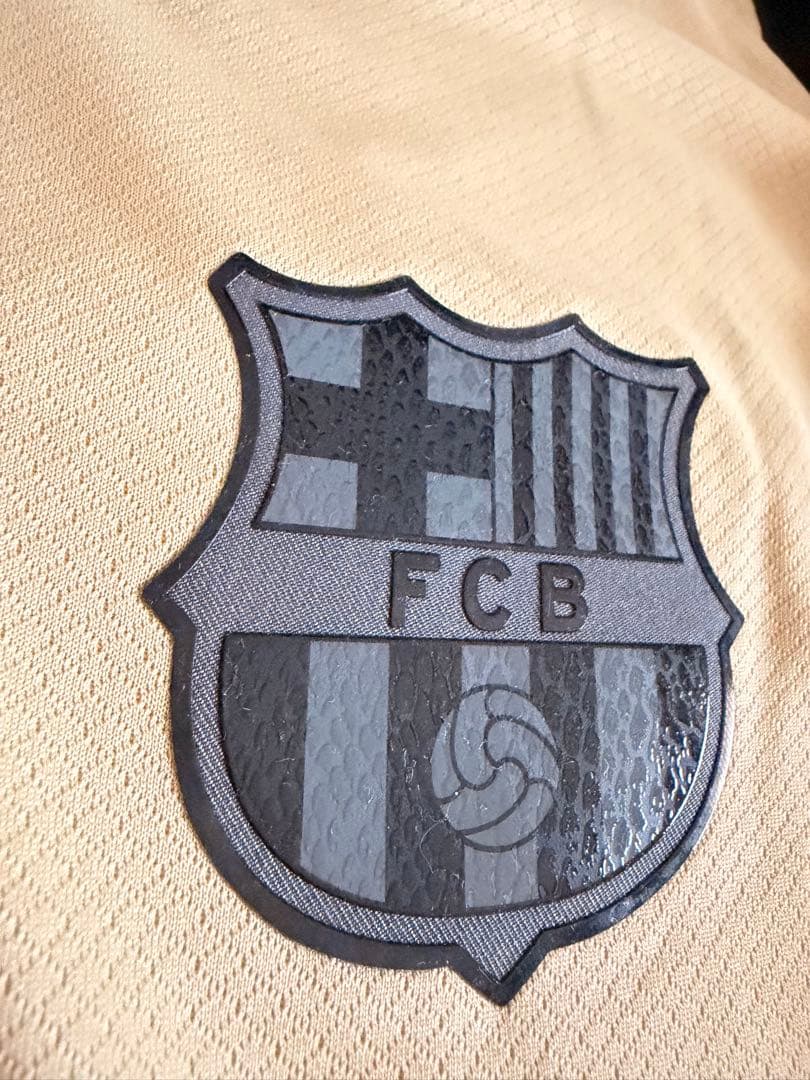 【即発送/正規品】レヴァンドフスキ　バルセロナ　アウェイ　ユニフォーム　2025