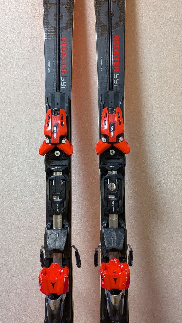 ATOMIC REDSTER S9i 165cm（チューンナップ・リペア済み）