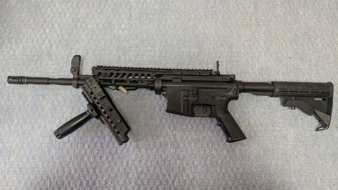 絶版　東京マルイ　スタンダード電動ガン　M4 s-systemマガジン3本付