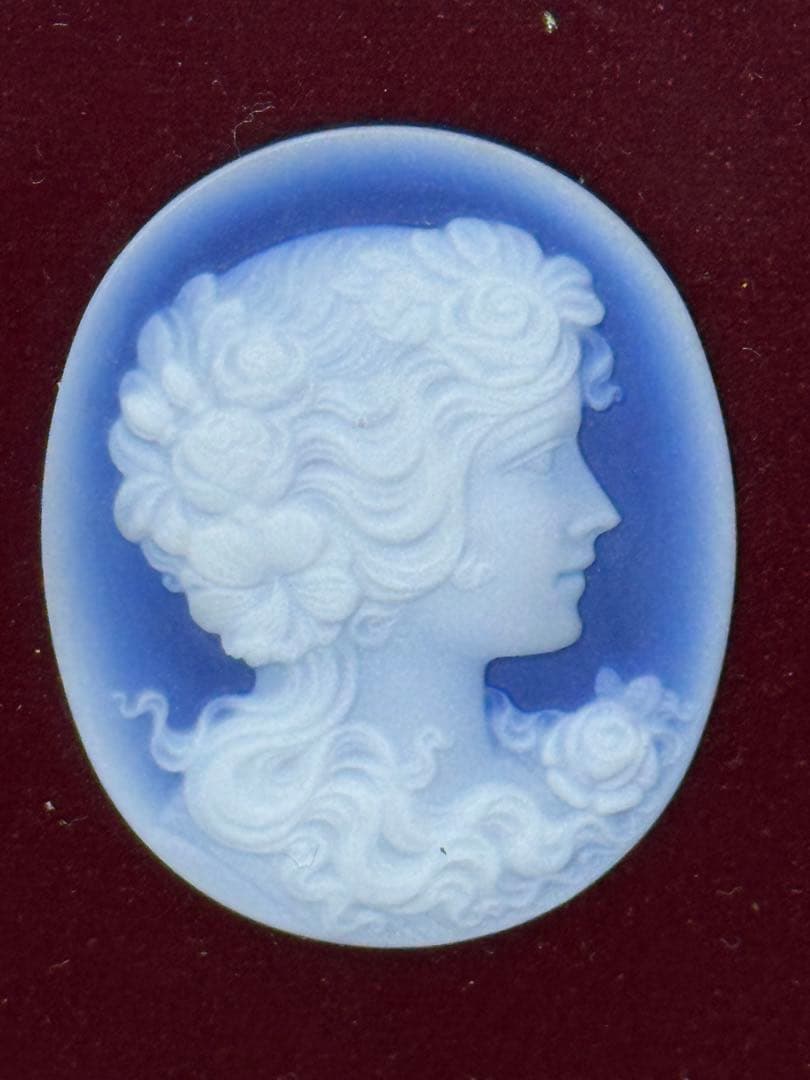 西ドイツ製 ストーンカメオ サファイアカメオ 貴婦人 彫刻 古径額装付