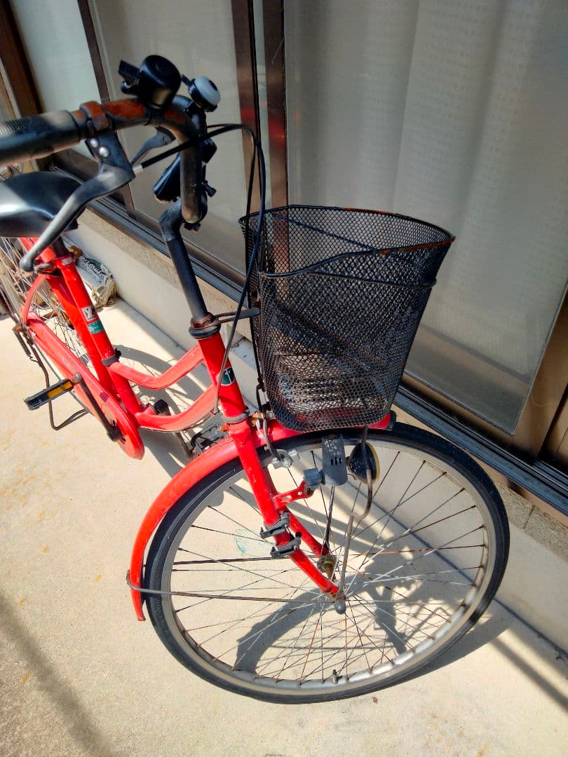ジャンク品　　赤 シティサイクル バスケット付き