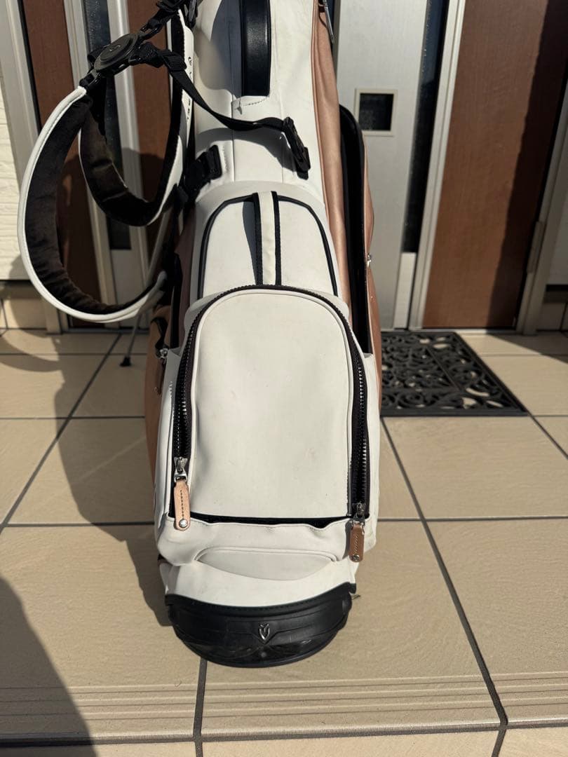 希少カラー　美品　ベゼル　キャディバッグ　VESSEL PLAYER 3.0