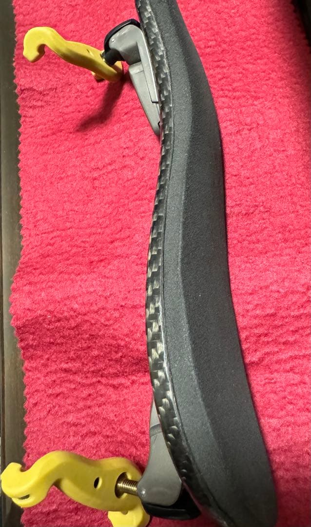 希少⚠️生産終了品　バイオリン4/4 肩当て　クン　ボーチェ　KUN VOCE