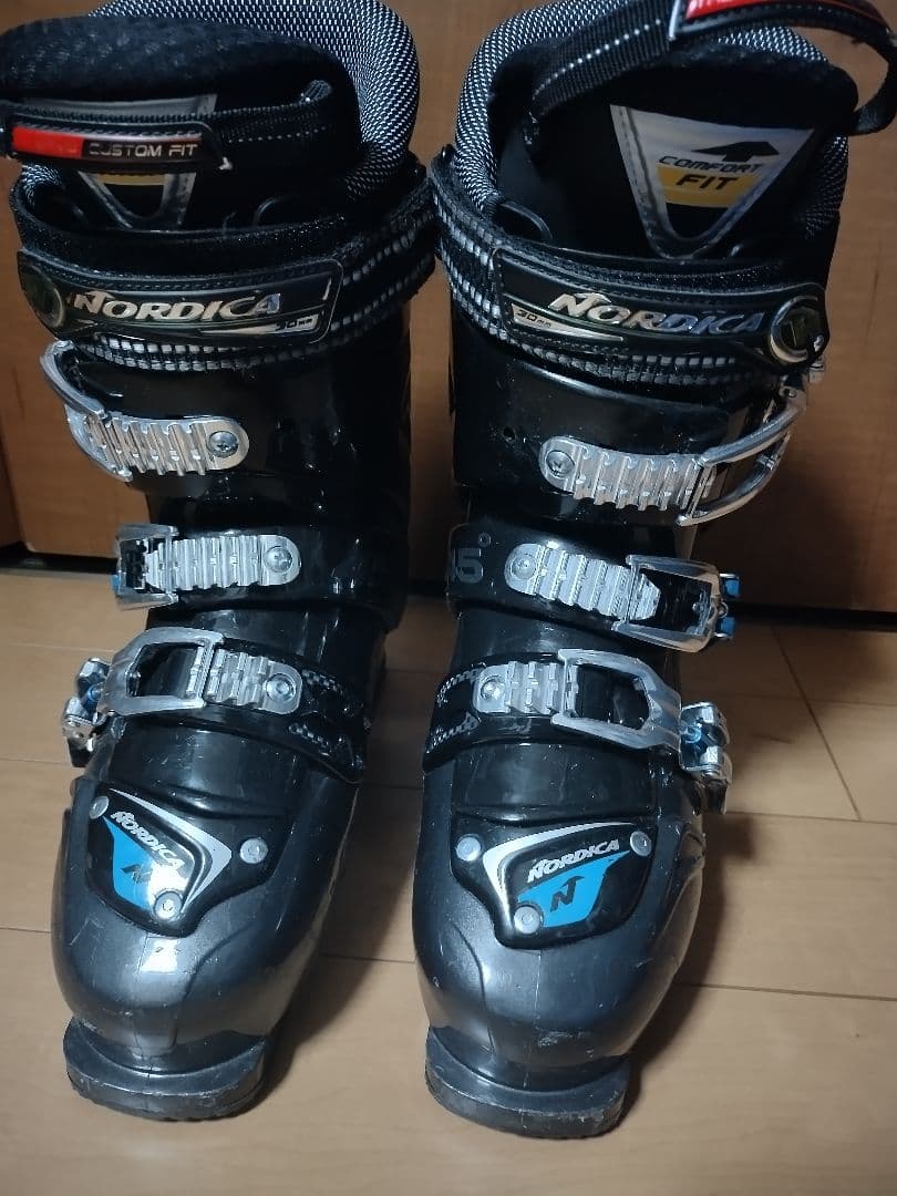 ノルディカ　スキーブーツ　26.5cm