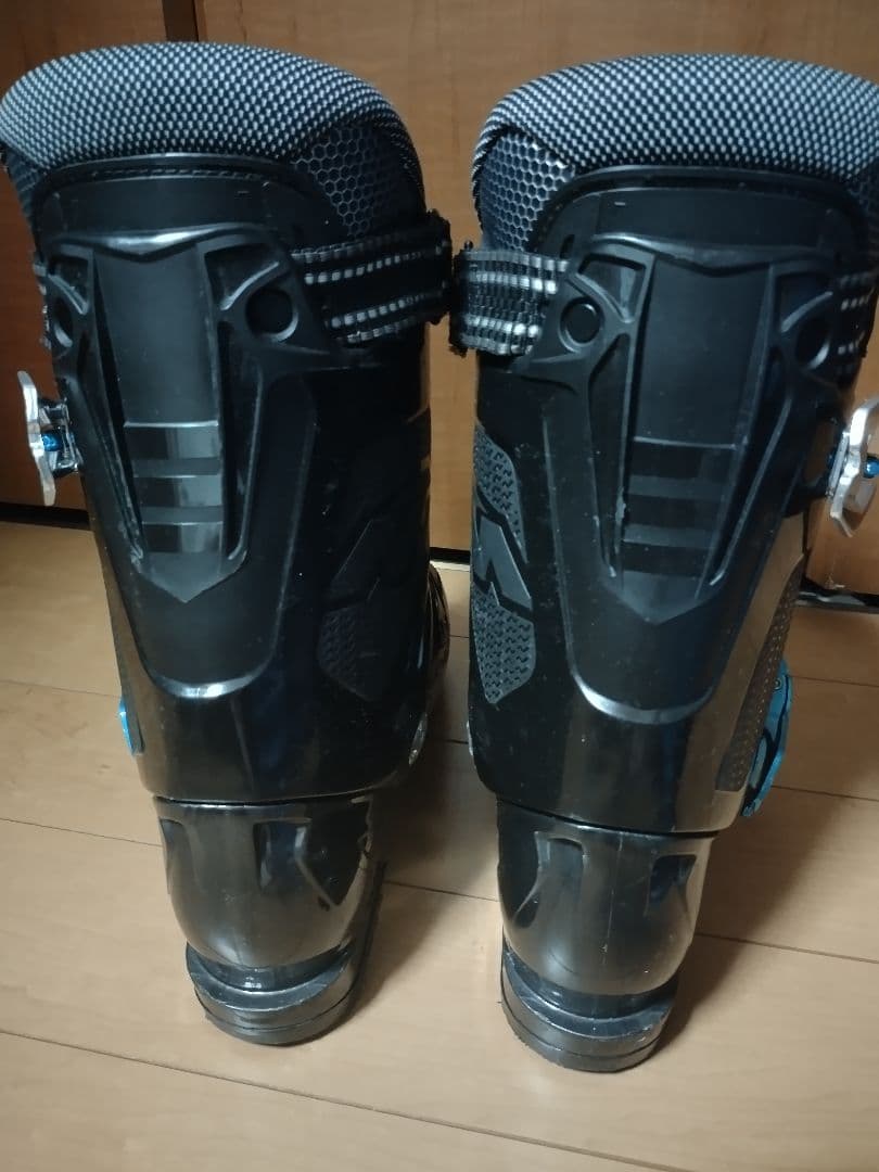 ノルディカ　スキーブーツ　26.5cm