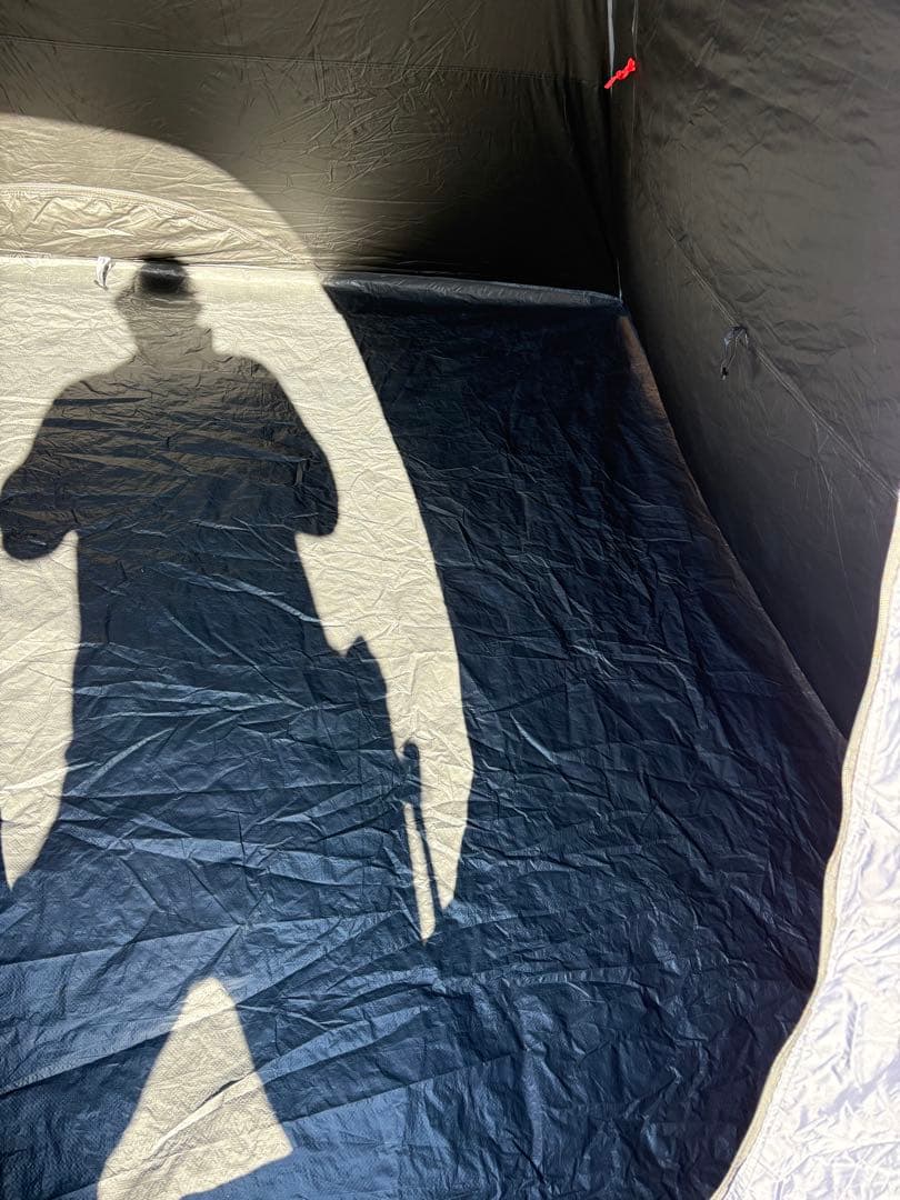 CORE 6人用ブロックアウト光遮断テント