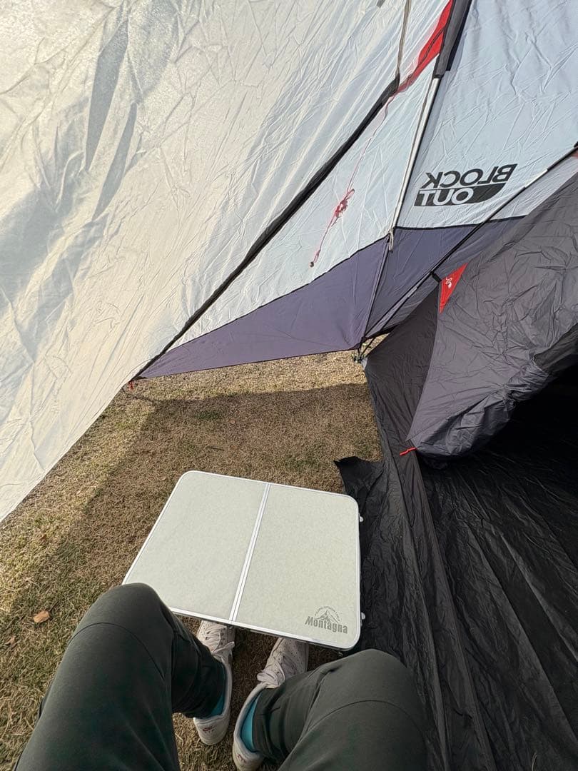 CORE 6人用ブロックアウト光遮断テント