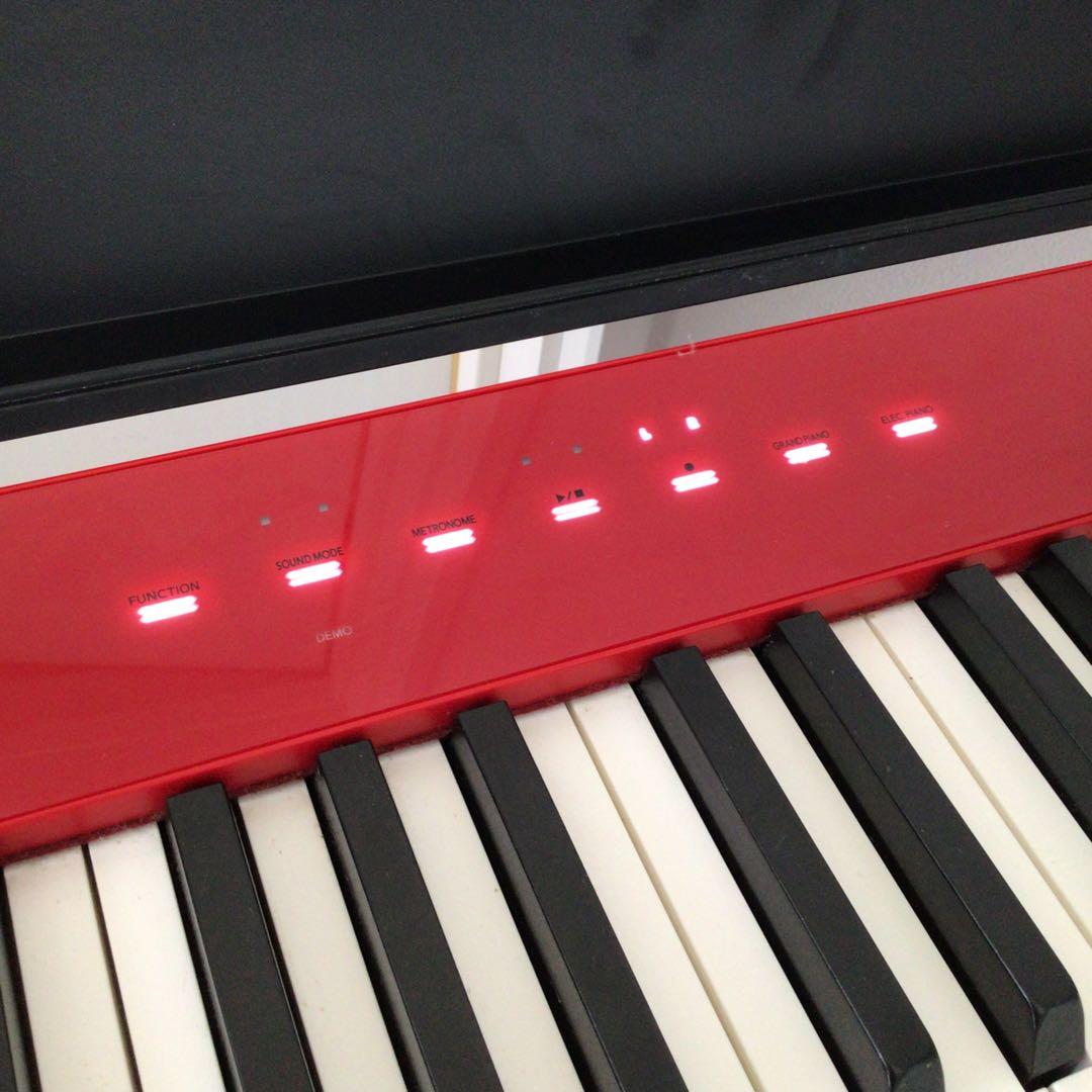 カシオ　デジタルピアノ　Privia PX-S1000 電子　本体と付属品付き