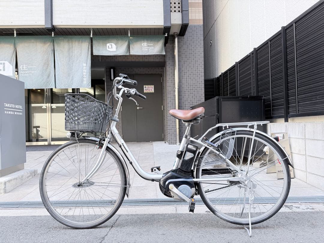 大阪府　Panasonic 電動アシスト自転車 シルバー　26インチ