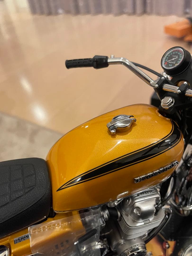 MINICHAMPS Honda CB 750 オレンジ 1/6