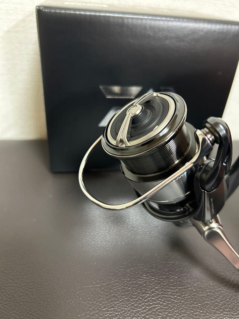 24セルテート FC LT2500S (SLP Iシェイプウッドノブ黒檀)ダイワ