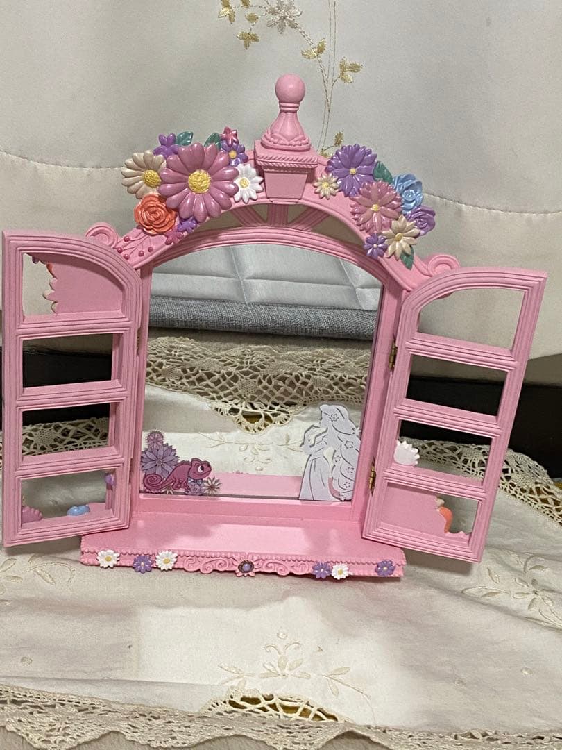 ディズニー　ラプンツェル　スタンド　ミラー　窓　希少