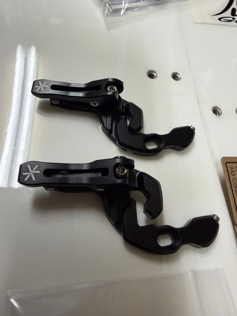 HMさん専用】カラコラム（ Karakoram）　ウルトラクリップ3CV