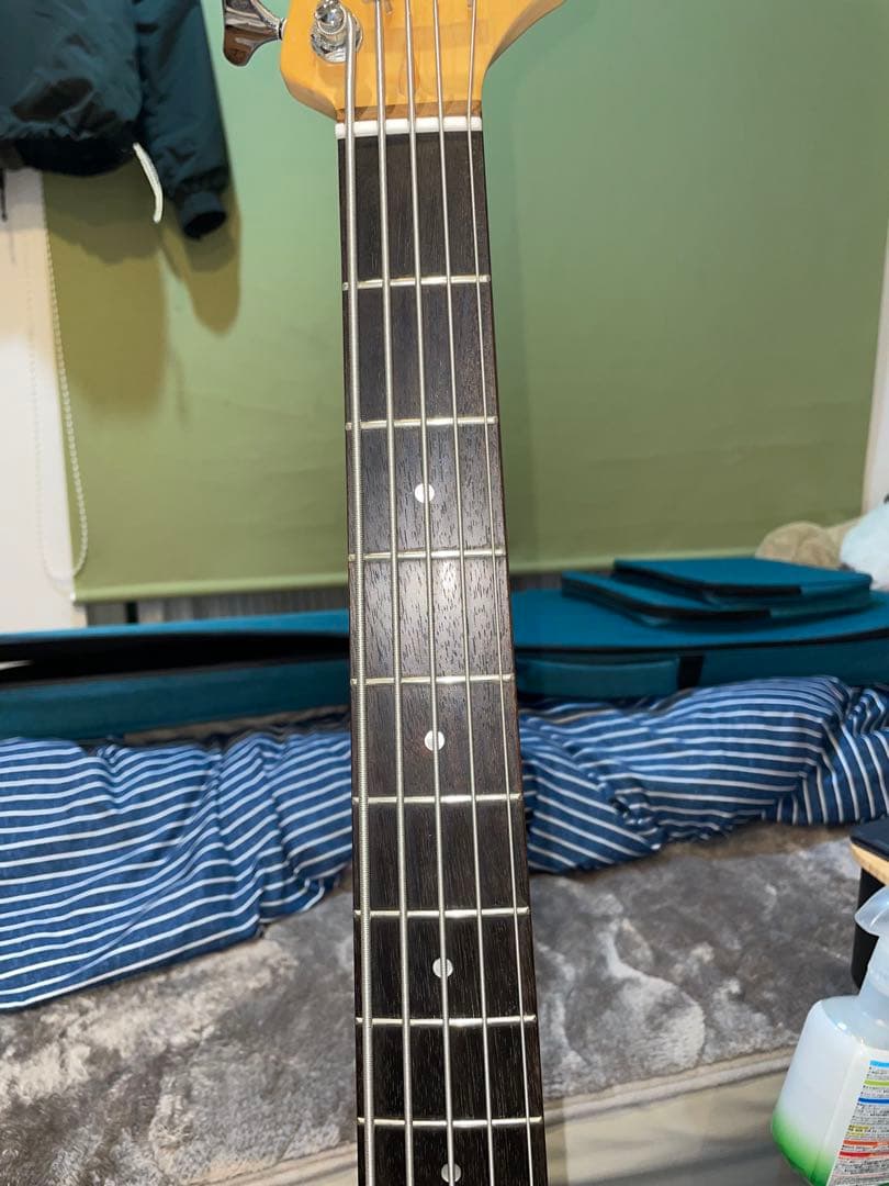 Squier affinity jazz bass v カスタム