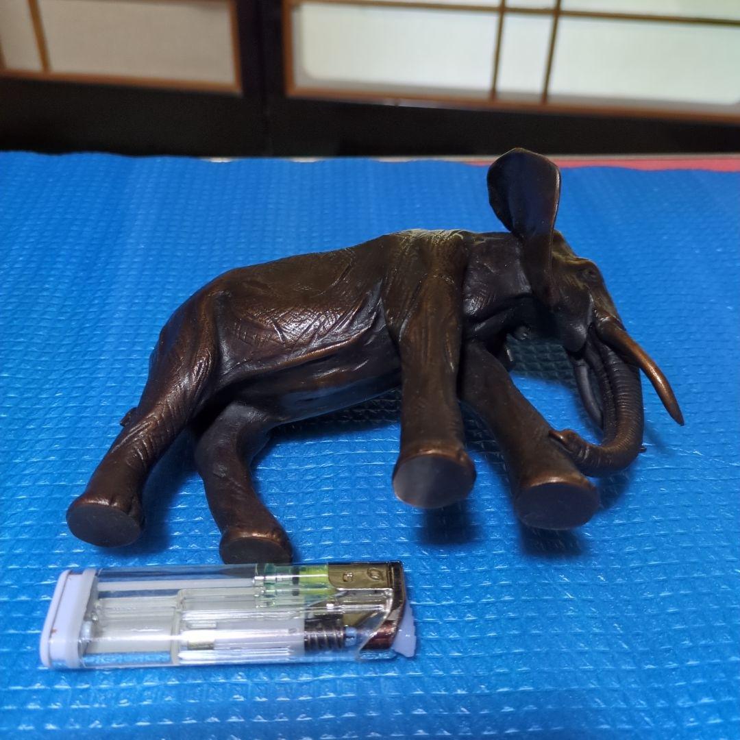 ブロンズ製象の彫刻 、置物