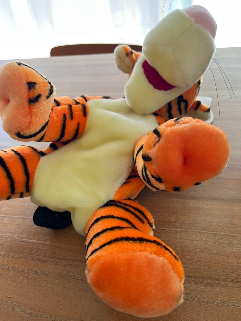ティガー リュック型ぬいぐるみ 約30cm