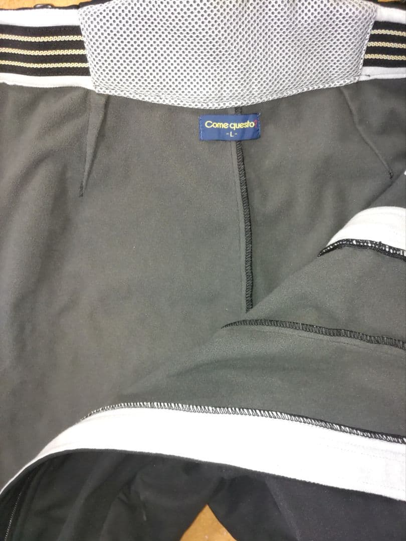 程度良好 Come' questo? コメクエスト ハーフパンツ サイズ L